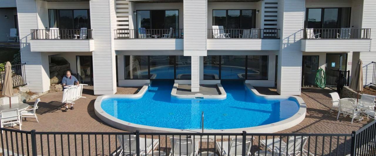 359 Edgewater Inn 샤를부아 외부 사진
