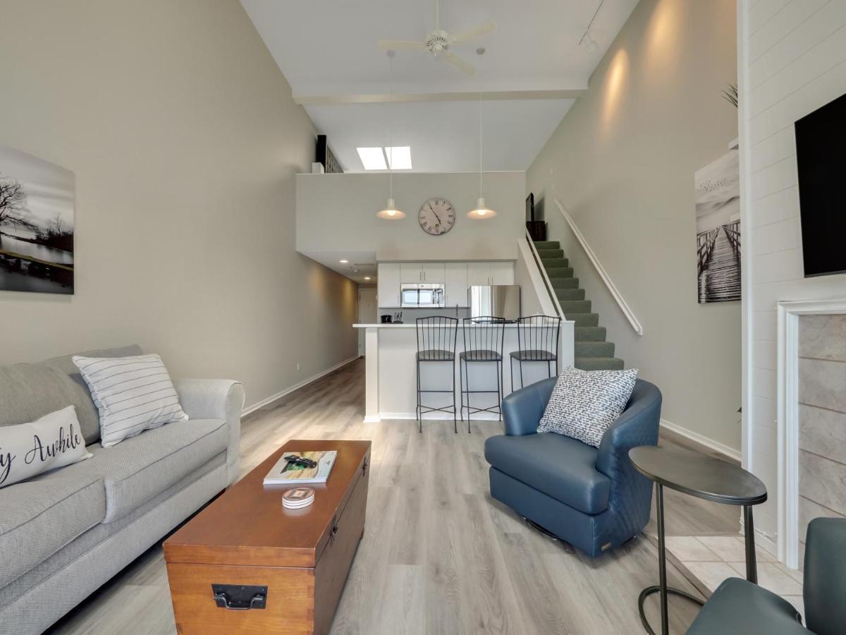 359 Edgewater Inn 샤를부아 외부 사진